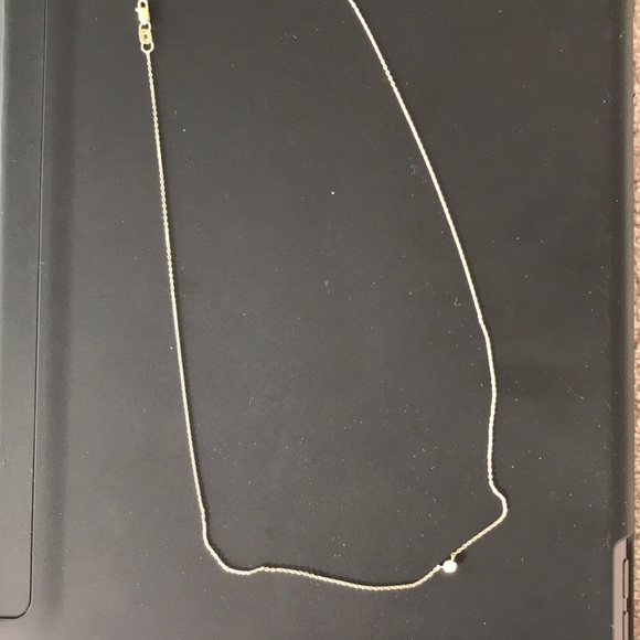 Diamond solitaire necklace - Picture 8 of 11